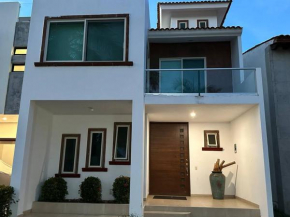 Casa hermosa y acogedora en condominio privado